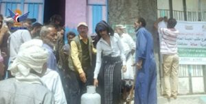 تدشين توزيع أسطوانات غاز منزلي للفقراء والمساكين