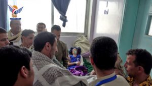 انهيار سور إحدى المدارس في صنعاء