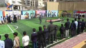 وقفتان في صنعاء تأييدا لقرارات قائد الثورة