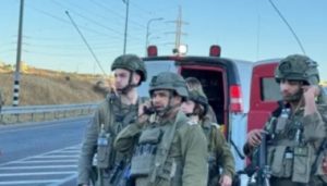 عملية فدائية فلسطينية تسفر عن اصابة مستوطن قرب مستوطنة كريات أربع