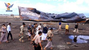 وزير النفط يتفقد سير العمل في منشآت النفط والغاز بالحديدة