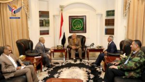 رئيس الوزراء يلتقي رئيس هيئة الرقابة على المناقصات