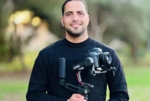 استشهاد صحفي فلسطيني