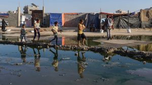 B8pf3 الصحة العالمية تعلن إصابة أول طفل بالشلل في غزة منذ 25 عامًا