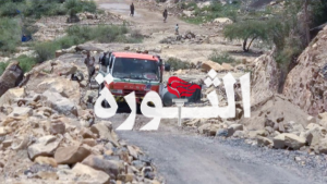 المحافظ إدريس يتفقد سير العمل في مشروع شق وردم طريق ريام–رداع بالبيضاء