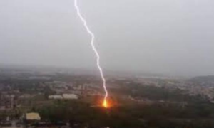 وفاة 14 مواطنا جراء الصواعق الرعدية بمحافظة حجة