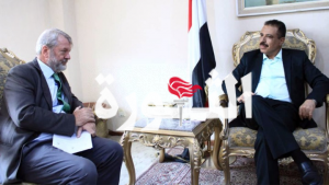 وزير الخارجية يلتقي القائم بأعمال المنسق المقيم للأمم المتحدة بصنعاء