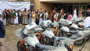 وزير الزراعة يدشن مشروع الحقائب البيطرية بمحافظة صنعاء 