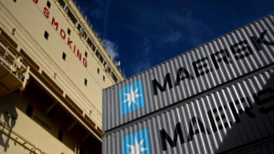 انهيار نصف أرباح شركة “ميرسك” بسبب عمليات الجيش اليمني