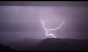 وفاة مواطنين اثنين بصواعق رعدية في محافظة حجة