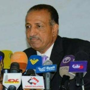 أول تعليق لمحافظ عدن على التطورات الميدانية الجارية