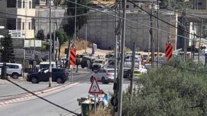 مصرع وإصابة 5 صهاينة بعملية فدائية بالقرب من “يافا” المحتلة