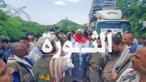 قحيم يطلع على أعمال الإغاثة وإصلاح الطرق في مديرية ملحان بالمحويت1 قحيم يطلع على أعمال الإغاثة وإصلاح الطرق في مديرية ملحان بالمحويت