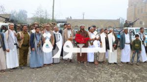 الهادي يفتتح بئر ارتوازية في مديرية سنحان بصنعاء