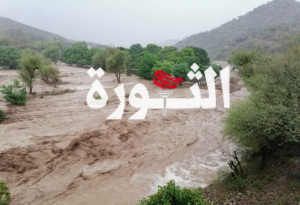 تعز.. الأمطار تتسبب في وفاة وفقدان 15 شخصاً وجرف أراضي زراعية وطرق في مقبنة