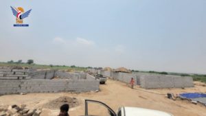 تفقد سير العمل بالمشروع السكني للأسر المتضررة من السيول (صور)