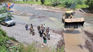 تفقد الأعمال الطارئة لحماية منازل المواطنين