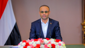 الرئيس المشاط الرئيس المشاط يحذر من مراهنة البعض على إبقاء حالة اللا سلم واللا حرب ويؤكد أن الشعب اليمني سينتزع حقوقه بالقوة المشروعة
