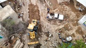 ذمار.. انتشال 30 جثة وإنقاذ 9 جرفتهم سيول الأمطار في مديرية وصاب السافل