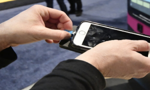 الطريقة الصحيحة لشحن الهاتف للحفاظ على عمر البطارية