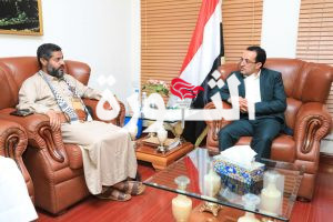 عبدالجبار والبخيتي يستعرضان الجهود التنموية والخدمية بمحافظة ذمار