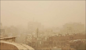 موجة غبار واسعة الانتشار تجتاح صنعاء و4 محافظات