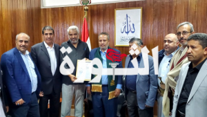 هيئة مكافحة الفساد تتسلم اقرار وزير النقل والاشغال العامة