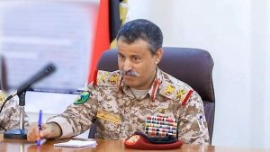 وزير الدفاع يوجه أقوى رسالة غير مسبوقة للسعودية والإمارات ويعد الكيان بالمفاجئات “تفاصيل مثيرة”
