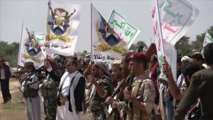 ٢٠٢٤٠٩٢٦_١٦٤٩٥٨ الضالع .. عرض شعبي احتفالاً بالعيد العاشر لثورة 21 سبتمبر ودعماً لفلسطين
