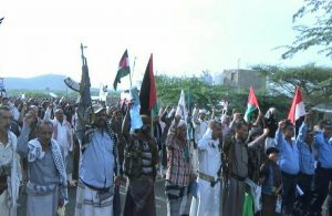 IMG_20240927_214550_755~2 مسيرة حاشدة في القبيطة بلحج بعنوان “يمن الإيمان في جهاد وثبات مع غزة ولبنان”