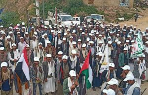 IMG_20240929_115936_710~2 عرض شعبي لقوات التعبئة بمديرية بني العوام في حجة