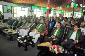 photo_٢٠٢٤-٠٩-١٠_١٧-٥٦-١١ جامعة المعرفة والعلوم الحديثة تحيي ذكرى المولد النبوي وتحتفي بالطلاب الأوائل