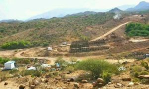 تعز .. اشتباكات عنيفة بين مسلحين قبَليين ومليشيا طارق عفاش