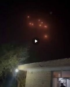 على الهواء مباشرة | مئات الصواريخ الإيرانية تضرب كل أنحاء الكيان الصهيوني (مشاهد أولية)