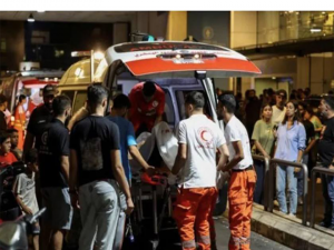 “رايتس ووتش”: الهجمات “الإسرائيلية” على كوادر طبية في لبنان جرائم حرب مفترضة