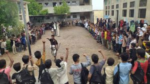 مدارس المراوعة بالحديدة تشهد وقفات منددة بجرائم العدو الإسرائيلي مدارس المراوعة بالحديدة تشهد وقفات منددة بجرائم العدو الإسرائيلي