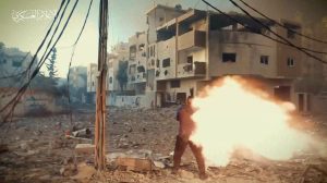 IMG_20241003_190932_577 المقاومة الفلسطينية تبث مشاهد لإستهدافها آليات العدو شرق خانيونس