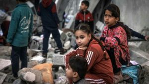 IMG_20241008_104025_717 الأونروا: غزة تتحول إلى مقبرة للأطفال تحت وطأة عام من العنف