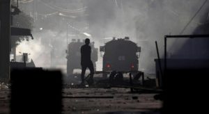 إصابة فلسطينيين بالاختناق خلال اقتحام بلدة الخضر جنوب بيت لحم إصابة فلسطينيين بالاختناق خلال اقتحام العدو بلدة الخضر جنوب بيت لحم