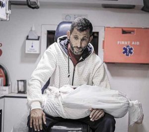 عربي1 241 شهيداً وجريحاً في مجازر صهيونية جديدة بغزة ومقاتل في القسّام يزحف على الأشواك لتدمير ناقلة جنود شرق جباليا