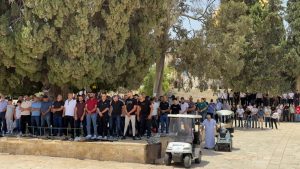 IMG_20241102_031755_356 نحو 40 ألف فلسطيني يؤدون صلاة الجمعة بالمسجد الأقصى
