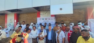 البشري يدشن حملة مكافحة الأمراض المنقولة عبر البعوض في الحديدة