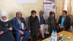 مركزي الإيواء للمتسولين والكفيفات1 وزير الشؤون الاجتماعية يطلع على مركزي الإيواء للمتسولين والكفيفات بصنعاء