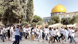 IMG-20241210-WA0005 عشرات المستوطنين يقتحمون الأقصى بحماية جيش العدو الصهيوني