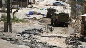 7c571169098bb7a1f0b449e4961fdb57 إصابة ثلاثة أطباء وممرضَين برصاص العدو وتدمير عدد من الشوارع في جنين