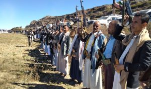 الجبين ريمة.. وقفة قبلية مسلحة بمديرية الجبين إعلاناً للجهوزية لمواجهة أي تصعيد