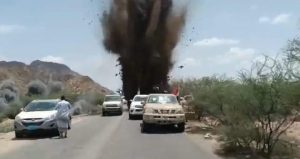 مظاهرات في المهرة ضد الاحتلال وتفجير يستهدف قيادي مرتزق للإمارات في لحج