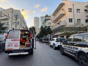 استشهاد فلسطيني في عملية فدائية اصيب فيها ثلاثة مستوطنين بـ”تل أبيب”
