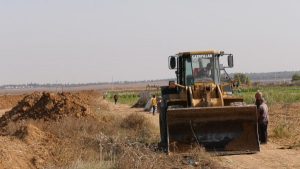 IMG-20250124-WA0034 بلدية غزة : بدأنا فتح الشوارع الرئيسية تمهيدا لعودة النازحين الفلسطينيين