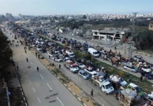 المكتب الحكومي بغزة: الإدارة الأمريكية شريكة في المماطلة بإدخال المساعدات